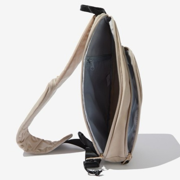 Puma Myriad Sling Bag - Picture 5 of 5